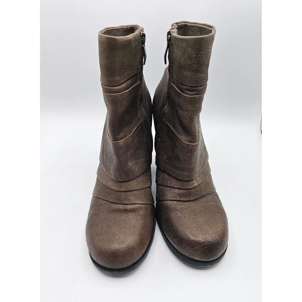Vince Camuto Ankle Booties‎ Womens 8.5 Brown Leather Belta Round Toe Zipper